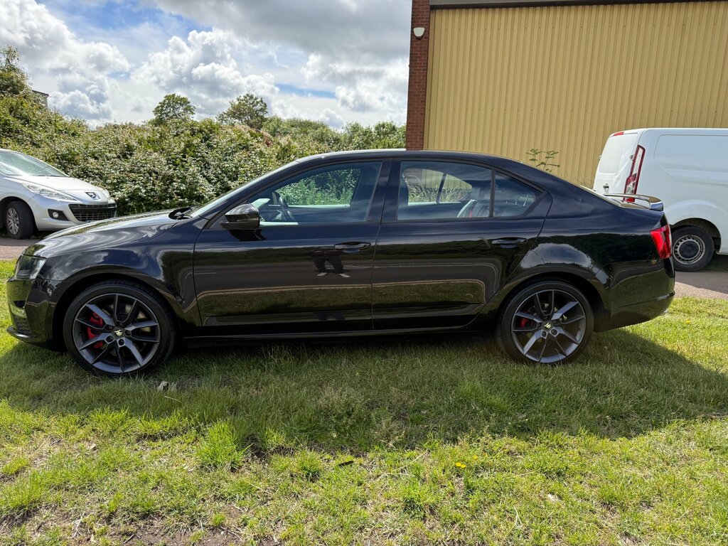 Skoda Octavia 2.0 Tfsi Vrs Hatchback Euro 6 S Black #4