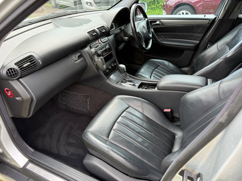 Mercedes-Benz C Class C180 Kompressor Elegance Se Blue #9