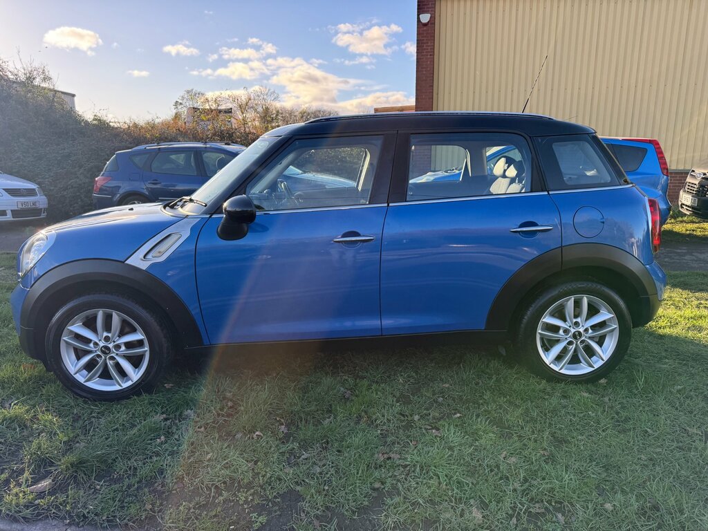 Mini Countryman 1.6 Cooper Suv Euro 5 Ss 122 PY11FYZ Blue #4