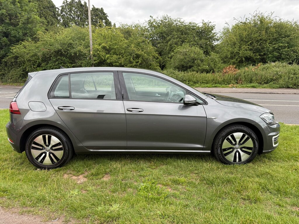 Volkswagen e-Golf 35.8Kwh E-golf Hatchback 136 Ps Grey #3