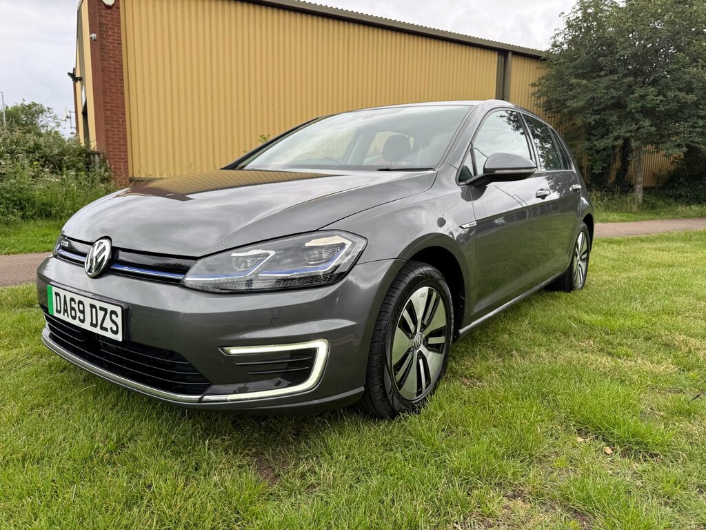 Volkswagen e-Golf 35.8Kwh E-golf Hatchback 136 Ps Grey