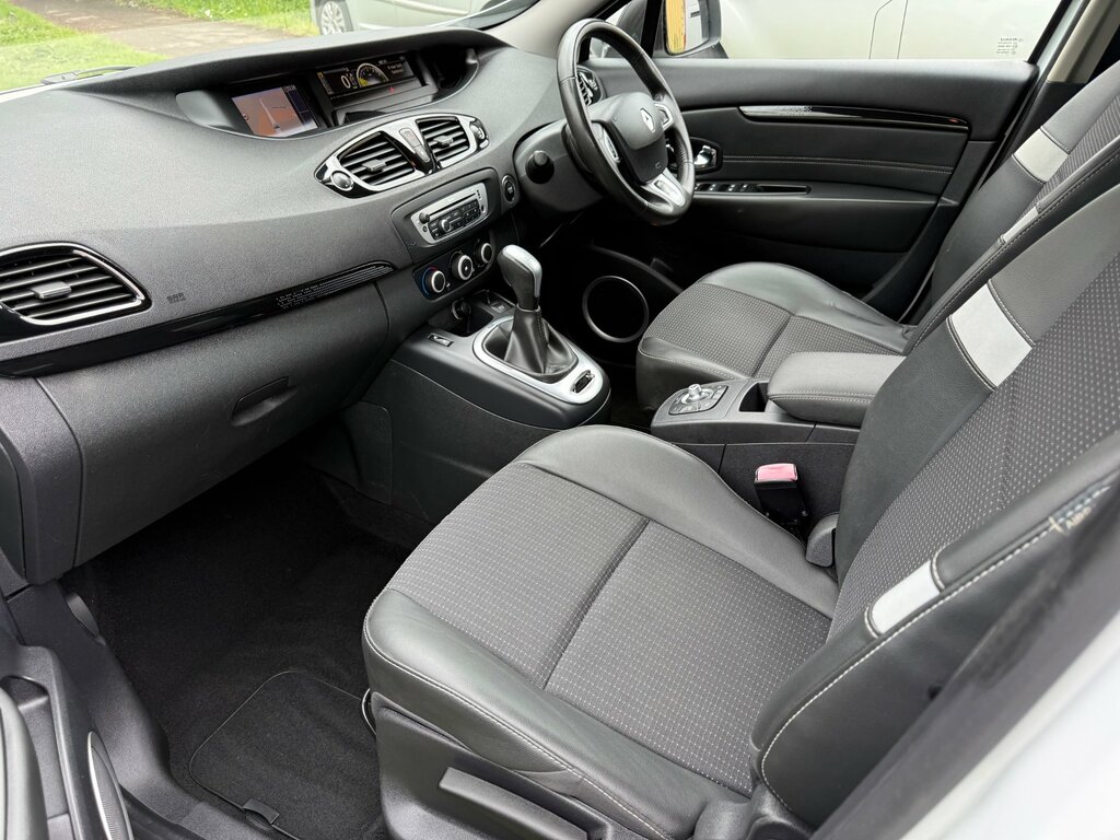 Renault Scenic Mpv 1.6 Dci Dynamique Tomtom Euro 5 Ss 201 White #8