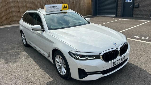 BMW 5 Series 520D Mht Se Touring White #3