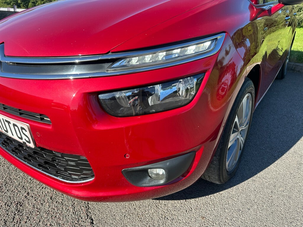 Citroen Grand C4 Picasso Grand Bluehdi Exclusive Plus Nav LG65LYO Red #4