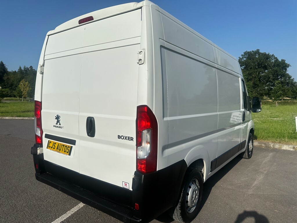 Peugeot Boxer Bluehdi 335 L2h2 Professional Pv GF21AUT White #6
