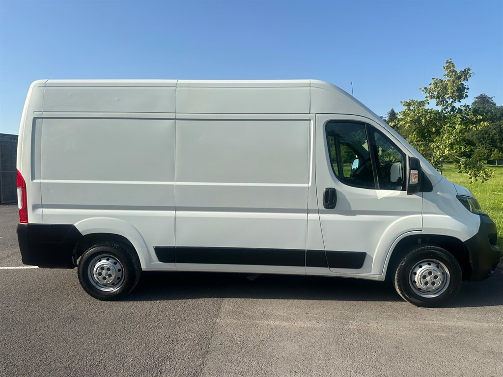 Peugeot Boxer Bluehdi 335 L2h2 Professional Pv GF21AUT White #5