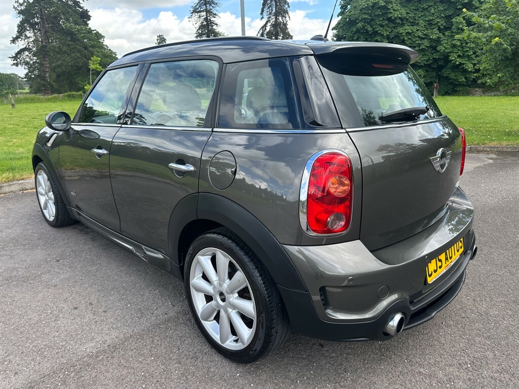 Mini Countryman One White #8