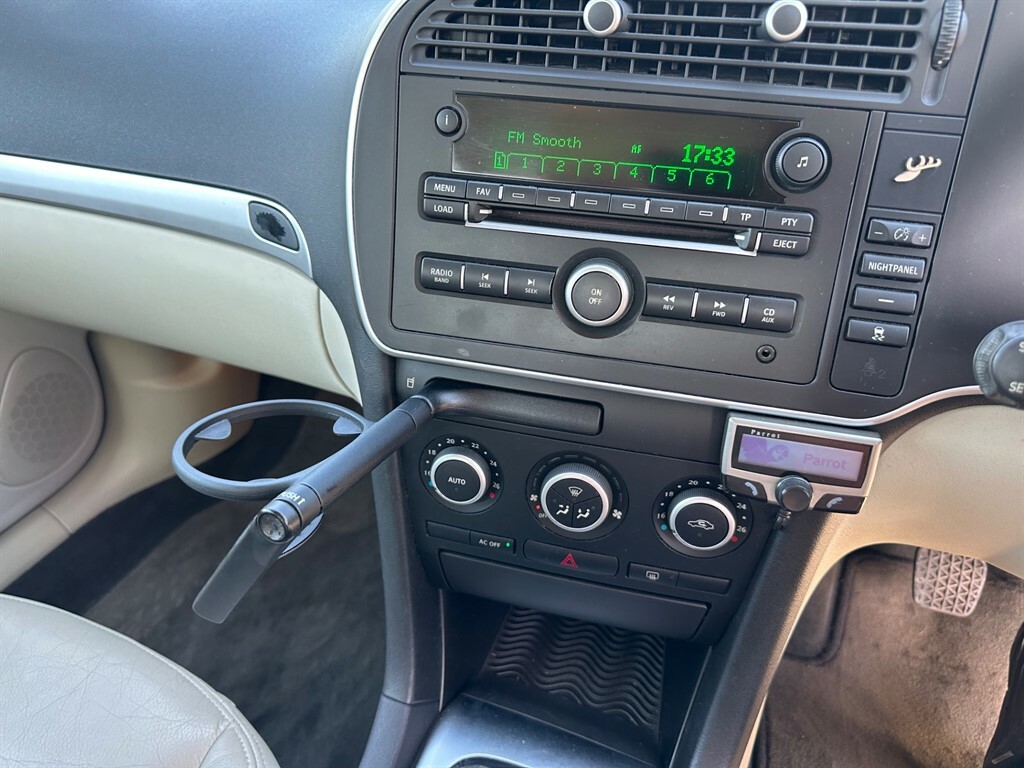 Saab 9-3 2.0L T Aero Anniversary Convertible Man Silver #18