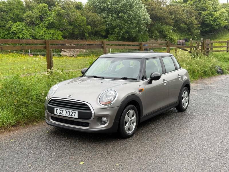 Mini Hatch 1.5 Cooper D - 2016 16 Silver
