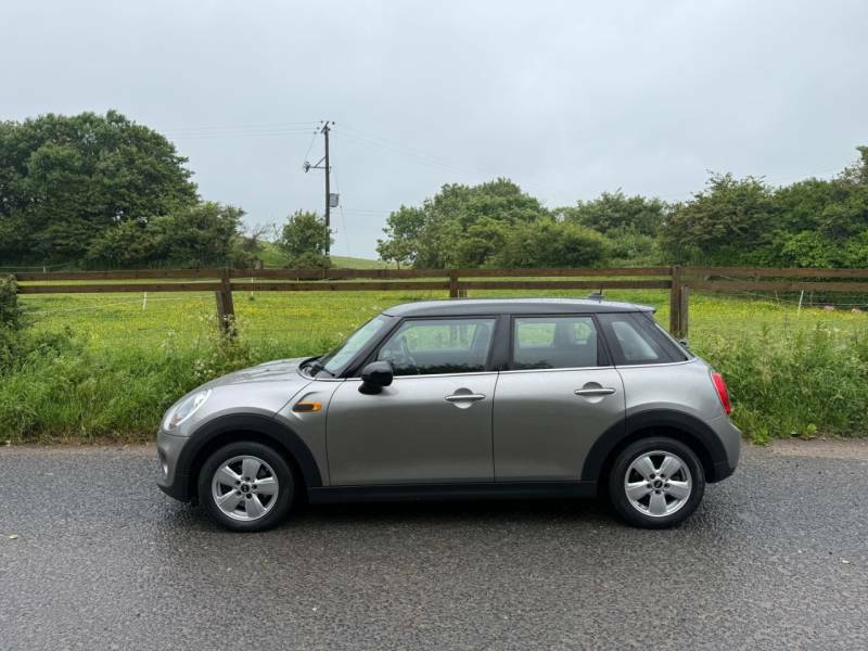 Mini Hatch 1.5 Cooper D - 2016 16 Silver #3