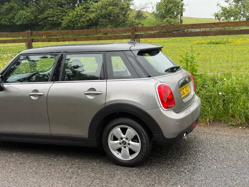 Mini Hatch 1.5 Cooper D - 2016 16 Silver #4