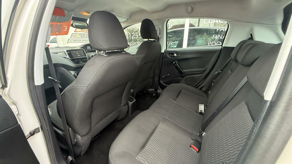 Peugeot 208 Hatchback Silver #18