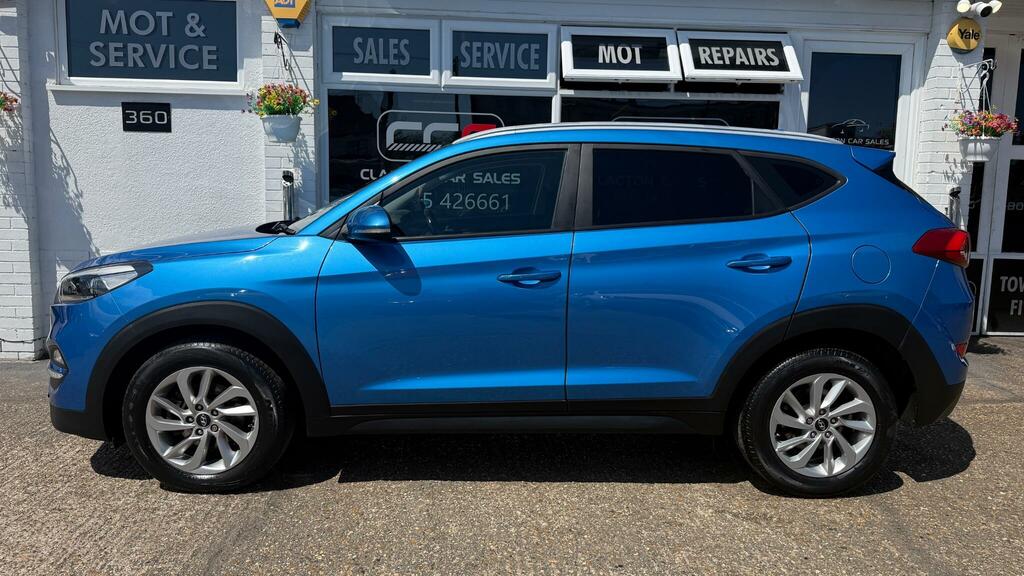 Hyundai Tucson Suv Grey #4