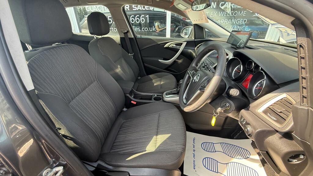 Vauxhall Astra 1.6 16V Sri Euro 5 Black #10