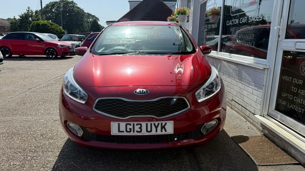 Kia Ceed Hatchback #2