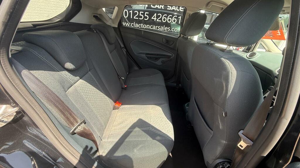 Ford Fiesta 1.25 Style Red #12