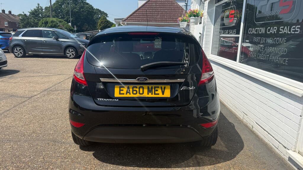 Ford Fiesta 1.25 Style Red #6