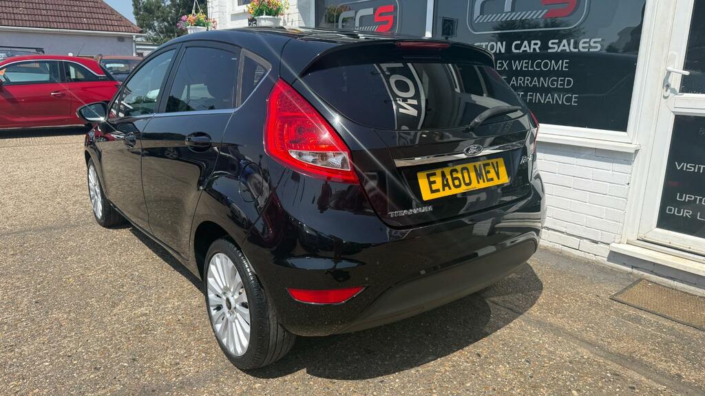 Ford Fiesta 1.25 Style Red #5
