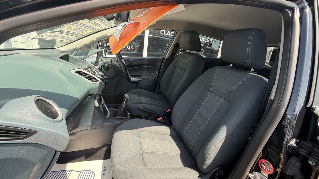 Ford Fiesta 1.25 Style Red #14