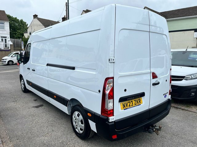 Renault Master 2.3 Dci 35 Advance Fwd Lwb Medium Roof Euro 6 White #5