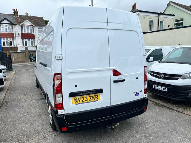 Renault Master 2.3 Dci 35 Advance Fwd Lwb Medium Roof Euro 6 White #6