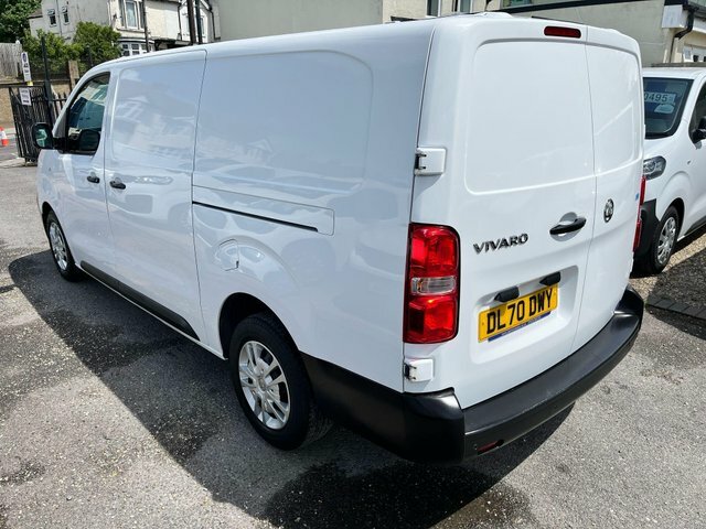 Vauxhall Vivaro 1.5 Turbo D 2900 Dynamic L2 H1 Euro 6 S S 6Dr White #4