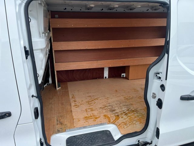 Renault Trafic Mpv Silver #20