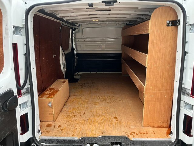Renault Trafic Mpv Silver #21