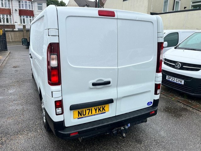 Renault Trafic Mpv Silver #8