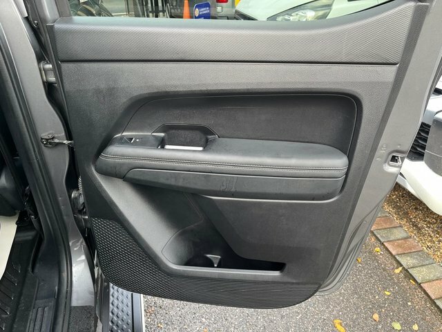 Volkswagen Amarok Pickup Black #21