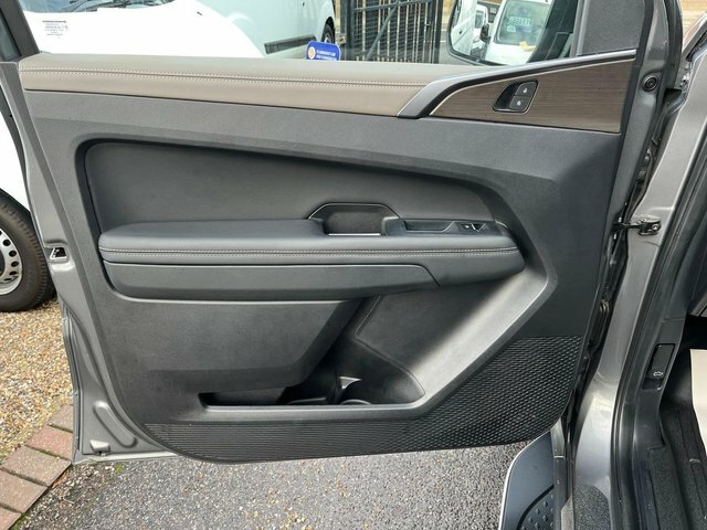 Volkswagen Amarok Pickup Black #27