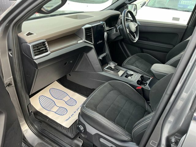 Volkswagen Amarok Pickup Black #29