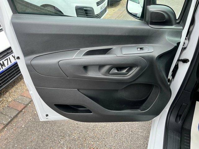 Vauxhall Combo 1.5 Turbo D 2300 Pro L1 H1 Euro 6 Ss White #18