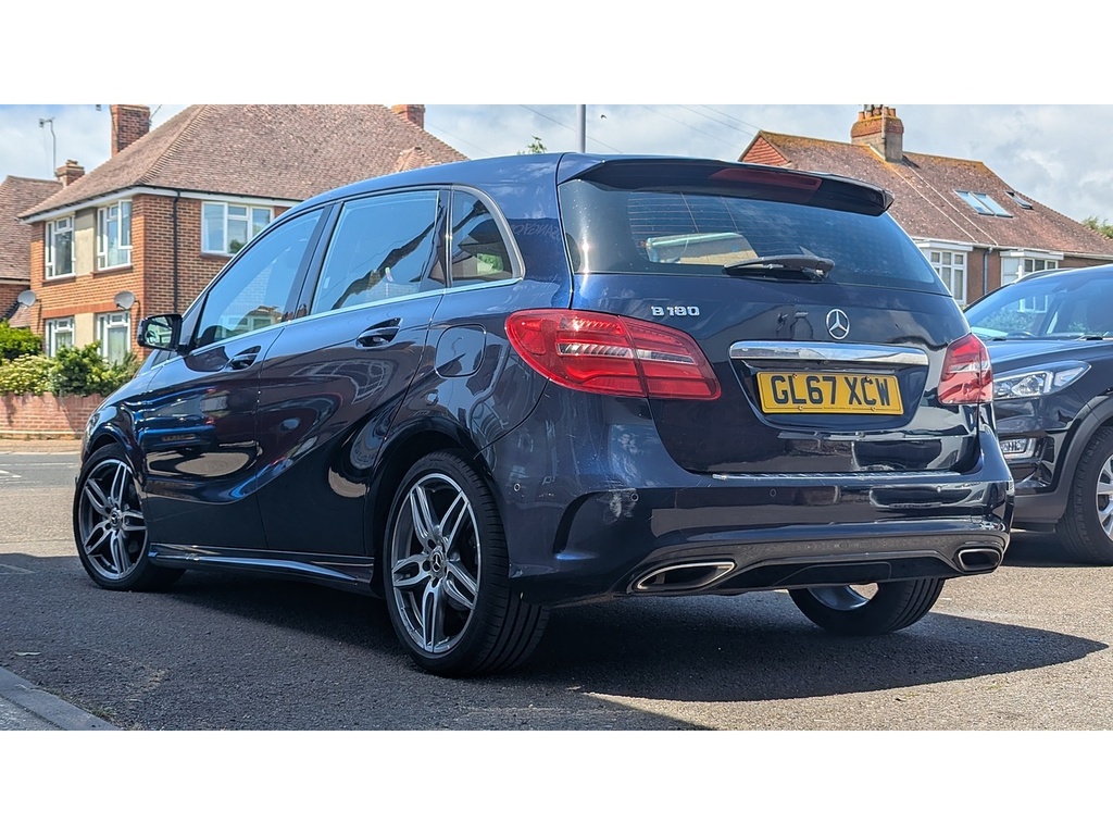 Mercedes-Benz B Class 1.6 B180 Amg Line Premium Mpv 7G-dct GL67XCW Blue #2