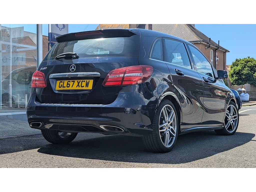 Mercedes-Benz B Class 1.6 B180 Amg Line Premium Mpv 7G-dct GL67XCW Blue #4