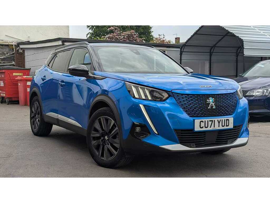 Peugeot e-2008 50Kwh Gt Premium Suv 136 Ps Blue