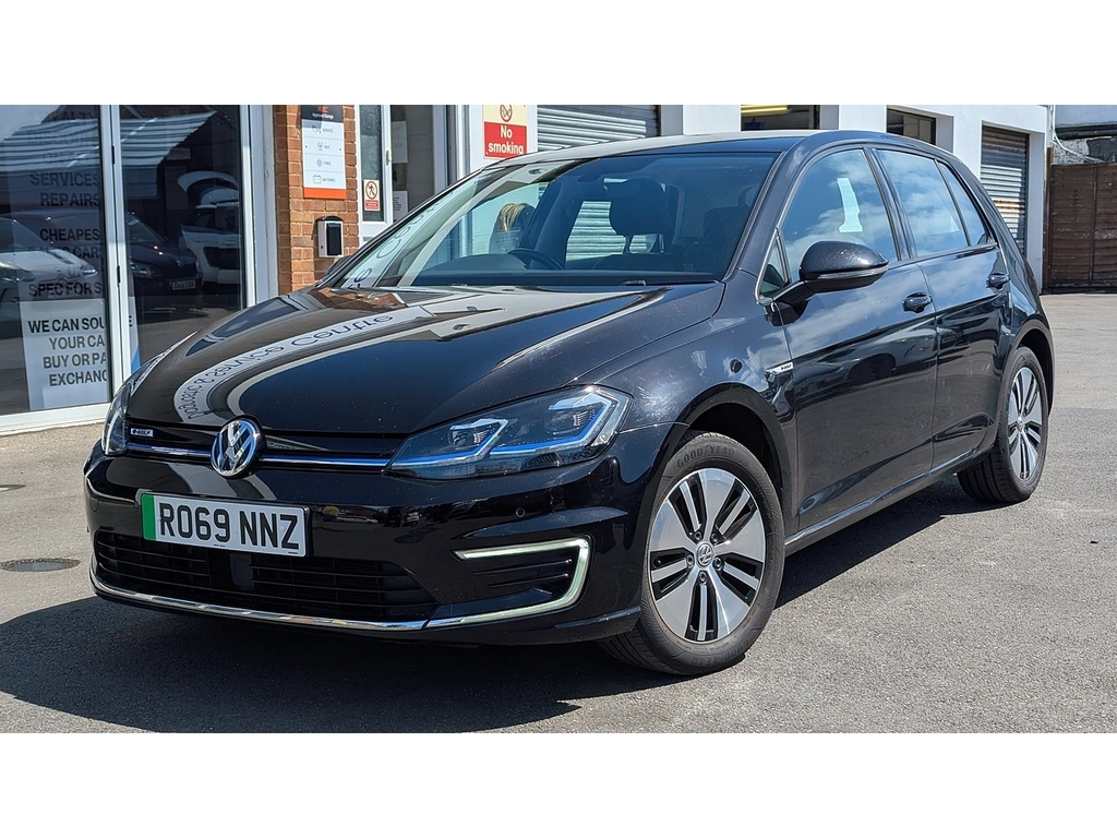 Volkswagen e-Golf 35.8Kwh E-golf Hatchback 136 Ps RO69NNZ Black #5