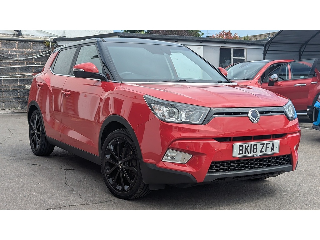 SsangYong Tivoli 1.6 E-xgi Elx Suv Euro 6 128 Ps Red #6