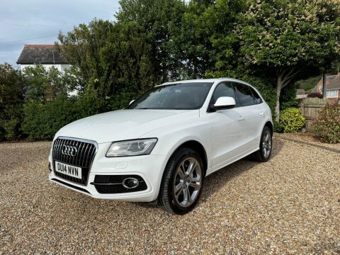 Audi Q5 2.0 Tdi S Line Plus Suv Quattro Black #1