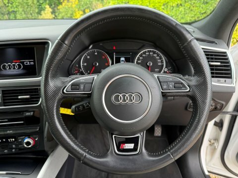Audi Q5 2.0 Tdi S Line Plus Suv Quattro Black #13