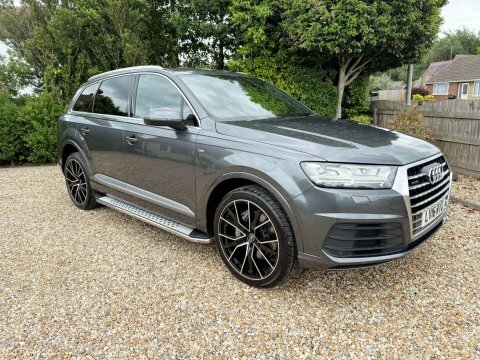Audi Q7 2016 16 3.0 Grey #2