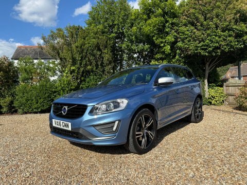Volvo XC60 2016 16 2.0 Blue