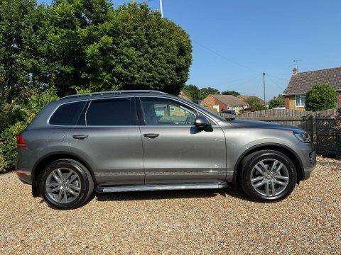 Volkswagen Touareg 2015 15 3.0 Grey #4