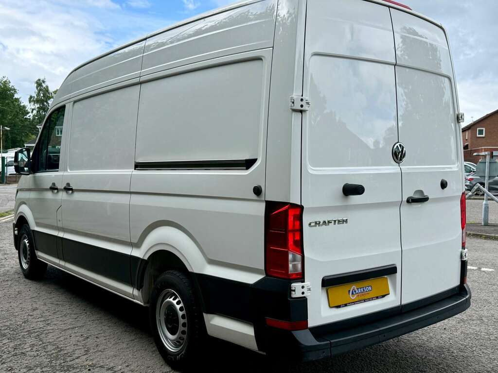 Volkswagen Crafter Cr35 Trendline Mwb 2.0Tdi Choice GL73JPO White #3