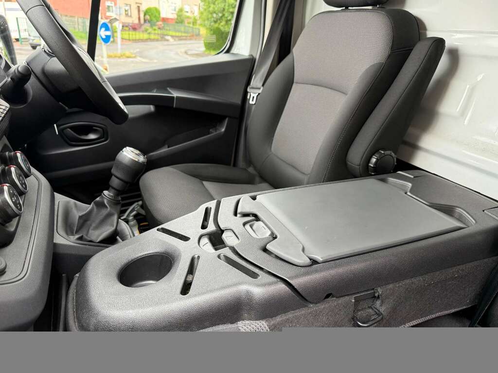 Renault Trafic Ll30 Business L2 Bluedci 130Ps HK23WEX Grey #6