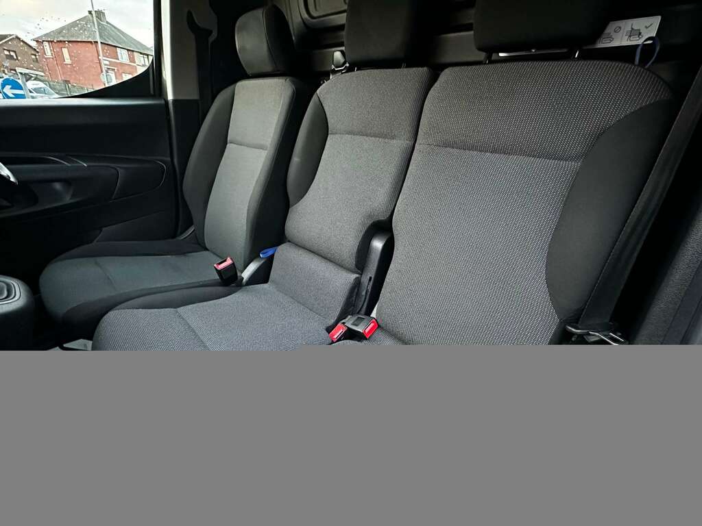 Peugeot Partner 1.5 Partner Professional Premium Blue Hdi AK72CVS White #4