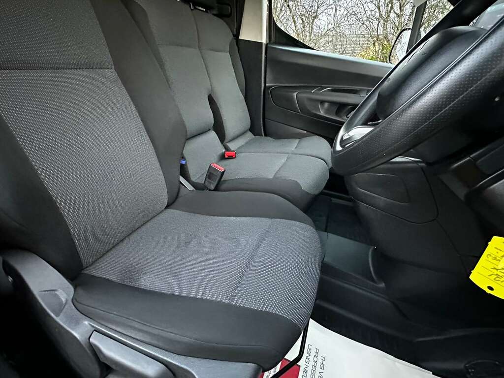 Peugeot Partner 1.5 Partner Professional Premium Blue Hdi AK72CVS White #6