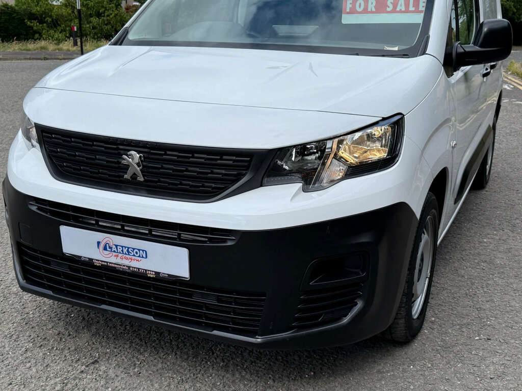 Peugeot Partner 1.5 Partner Professional Premium Bhdi CA23ZMX White #6