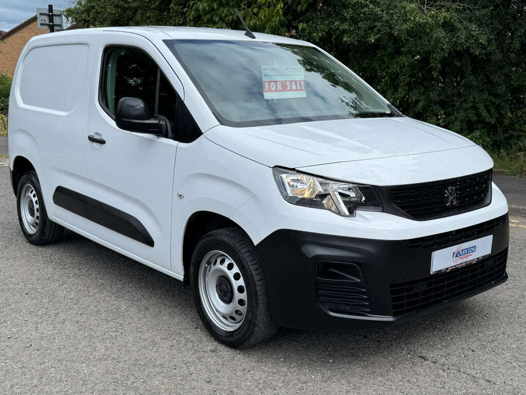 Peugeot Partner 1.5 Partner Professional Premium Bhdi White