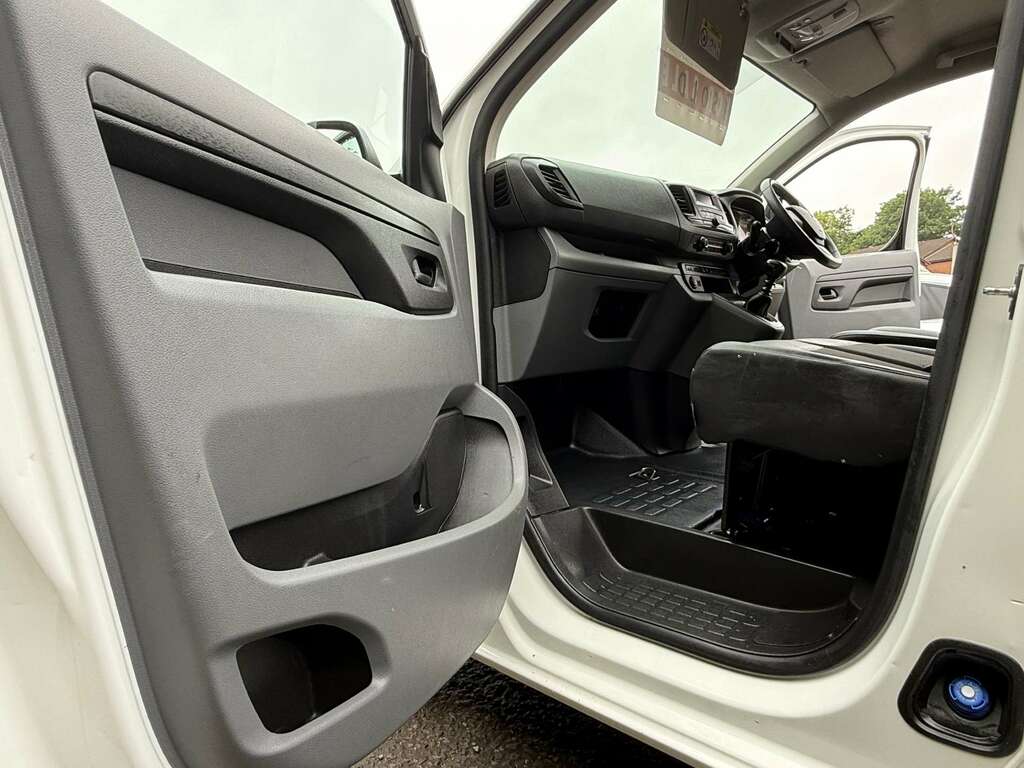 Toyota PROACE 2.0 Proace Active L2 Same As Vivaro White #3